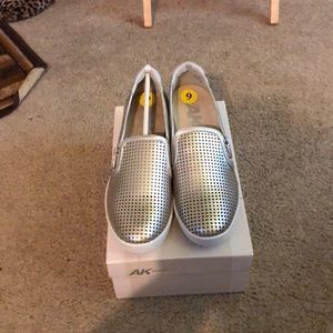 Anne Klein Silver sport shoe